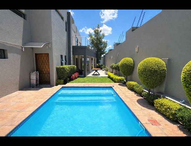 3 BEDROOM PROPERTY TO RENT IN BRYANSTON